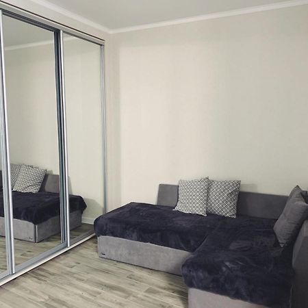 Nika Apartment Odessa Buitenkant foto