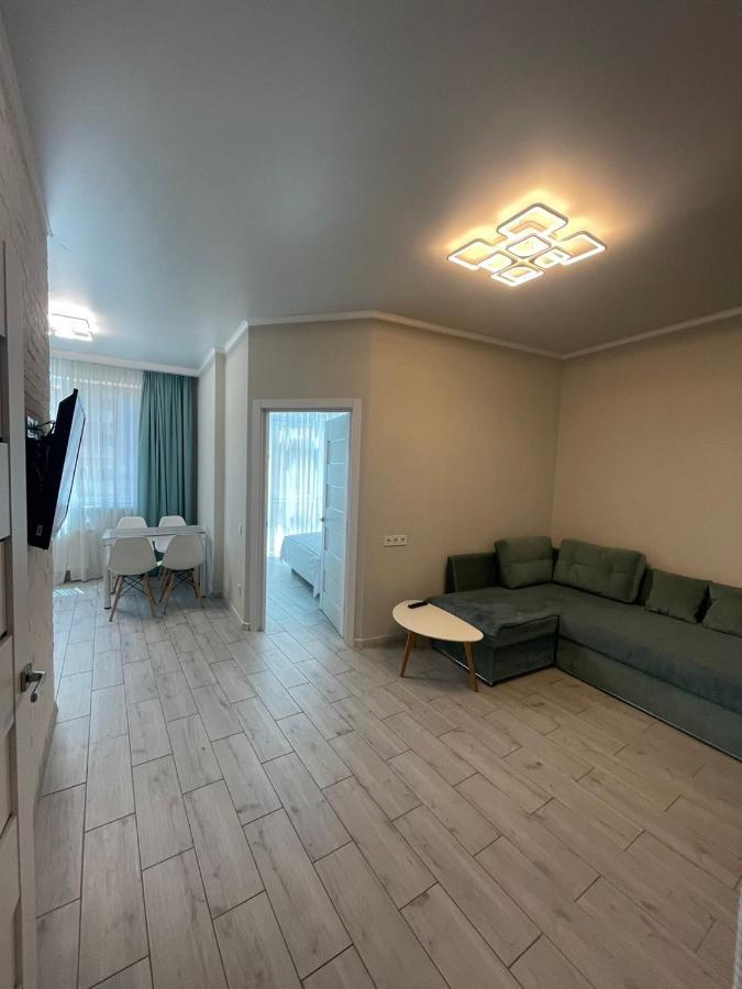 Nika Apartment Odessa Buitenkant foto