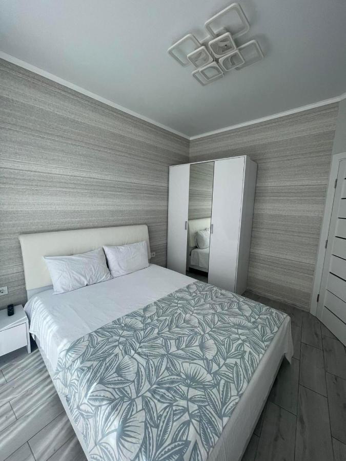 Nika Apartment Odessa Buitenkant foto